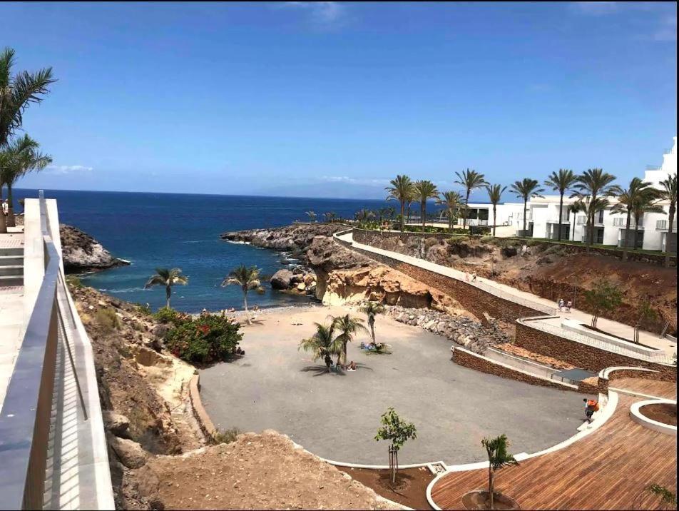 Skyline View Apartment - Free Private Parking Including & Guest Bonus Costa Adeje Dış mekan fotoğraf