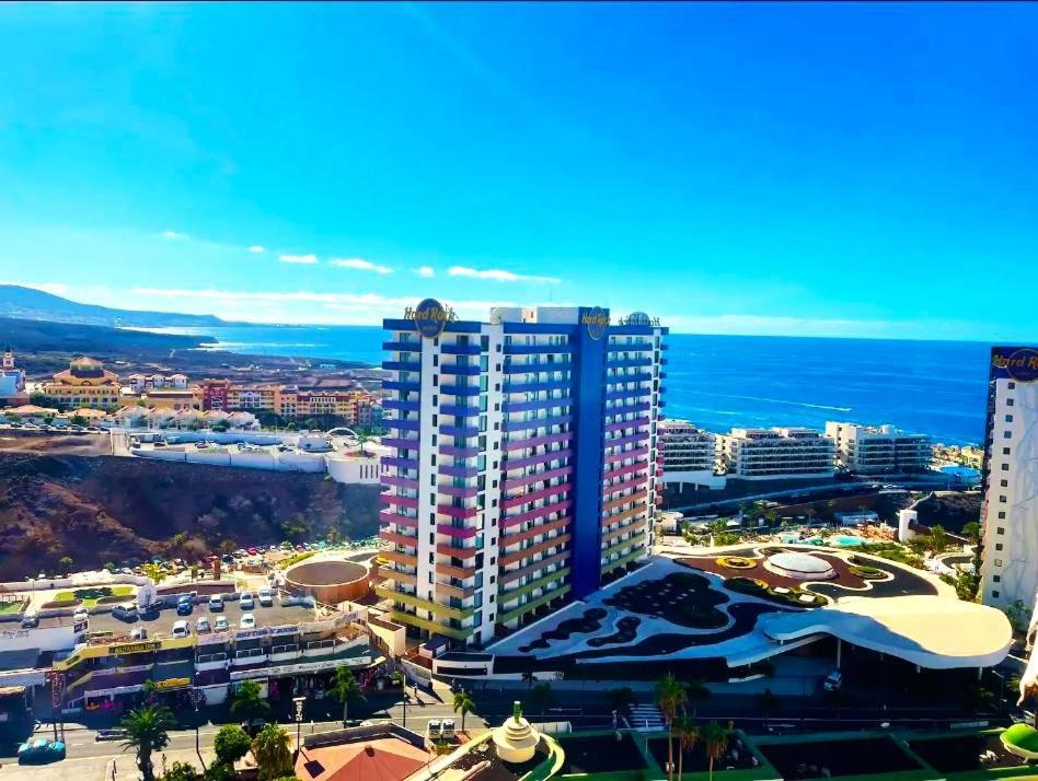 Skyline View Apartment - Free Private Parking Including & Guest Bonus Costa Adeje Dış mekan fotoğraf