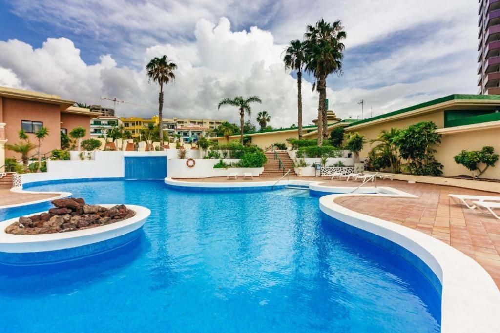 Skyline View Apartment - Free Private Parking Including & Guest Bonus Costa Adeje Dış mekan fotoğraf